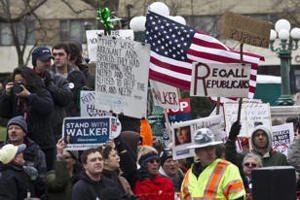 041712-Wisconsin-tax-day-tea-party-rally